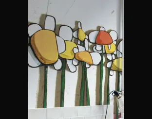 Carta da parati per bambini con illustrazione artistica floreale Io e Te di Inkiostro Bianco