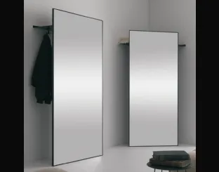  Specchio con portabiti in alluminio K100 di Ponti Terenghi