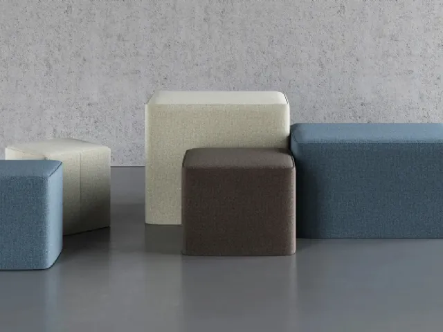 Pouf in tessuto disponibile in cinque misure diverse Porter di Doimo Salotti