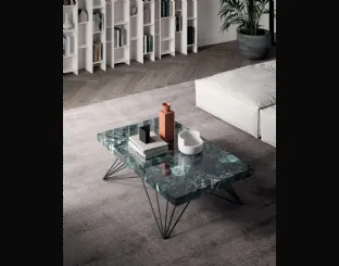 Tavolino multifunzione Radius con top in marmo e base in metallo di Ozzio