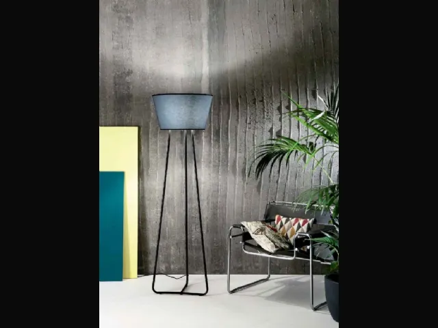 Lampada Garçonne con paralume in PVC rivestito in tessuto di Ondaluce