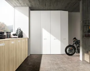 Armadio Intermezzo per garage in laccato Bianco opaco di Adok