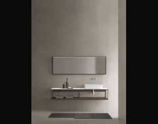 Mobile da Bagno con elementi a giorno con struttura in alluminio laccato titanio e listelli in noce canaletto Fjord 24 02 di Milldue