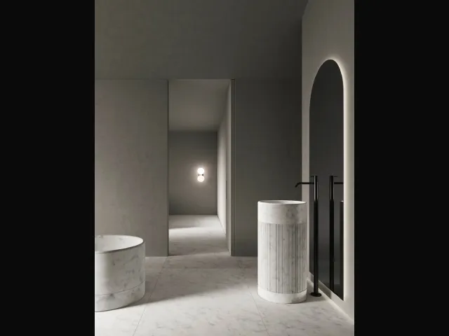 Lavabo verticale in marmo Bianco di Carrara Roma 24 01 di Milldue