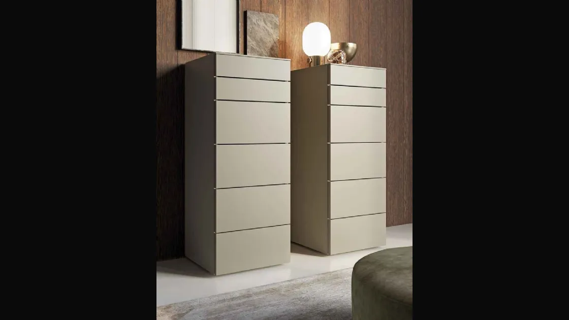 Cassettiera moderna e lineare in laccato opaco Slim di Dall'Agnese
