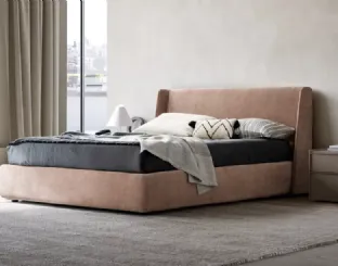 Letto matrimoniale in tessuto con testiera e contenitore Wave di Adok