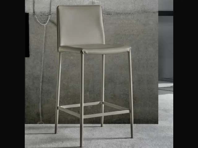 Sgabello Vanity Stool in similcuoio pvc di La Seggiola