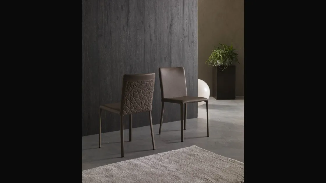 Sedia rivestita in pelle con motivo geometrico sullo schienale Lunette Plus di Ozzio
