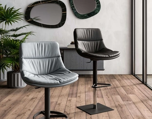 Sgabelli in pelle Coco e Noa di Ozzio