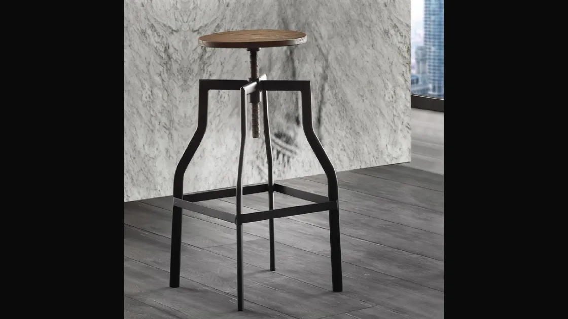 Sgabello Urban con sedile in noce industrial e struttura in metallo verniciato nero di La Seggiola