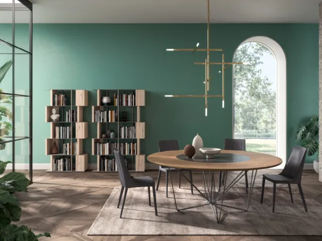 Tavolo rotondo in rovere con vassoio girevole in ceramica incassato nel piano e base in tondino di metallo Grant di Ozzio