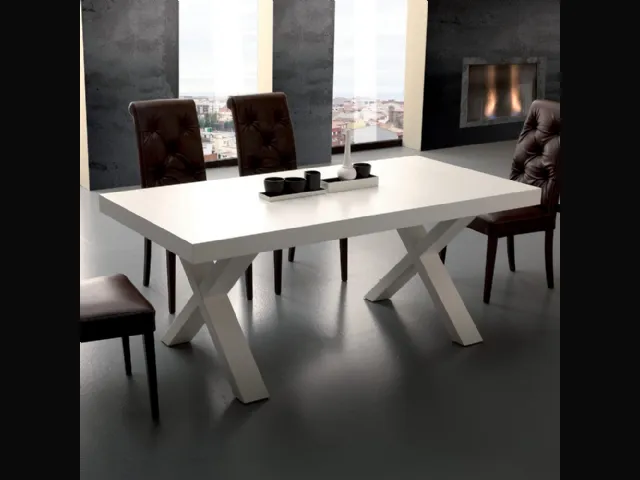 Tavolo allungabile Galileo in nobilitato bianco poro aperto con gambe in MDF rivestite in tinta di La Seggiola