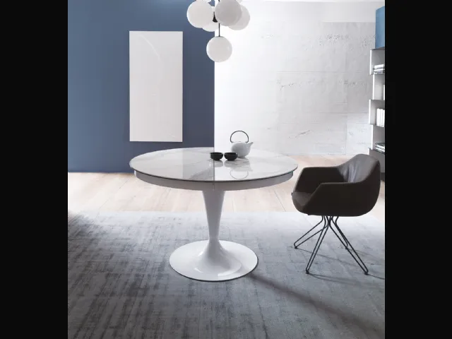 Tavolo rotondo allungabile in marble glass Eclipse di Ozzio