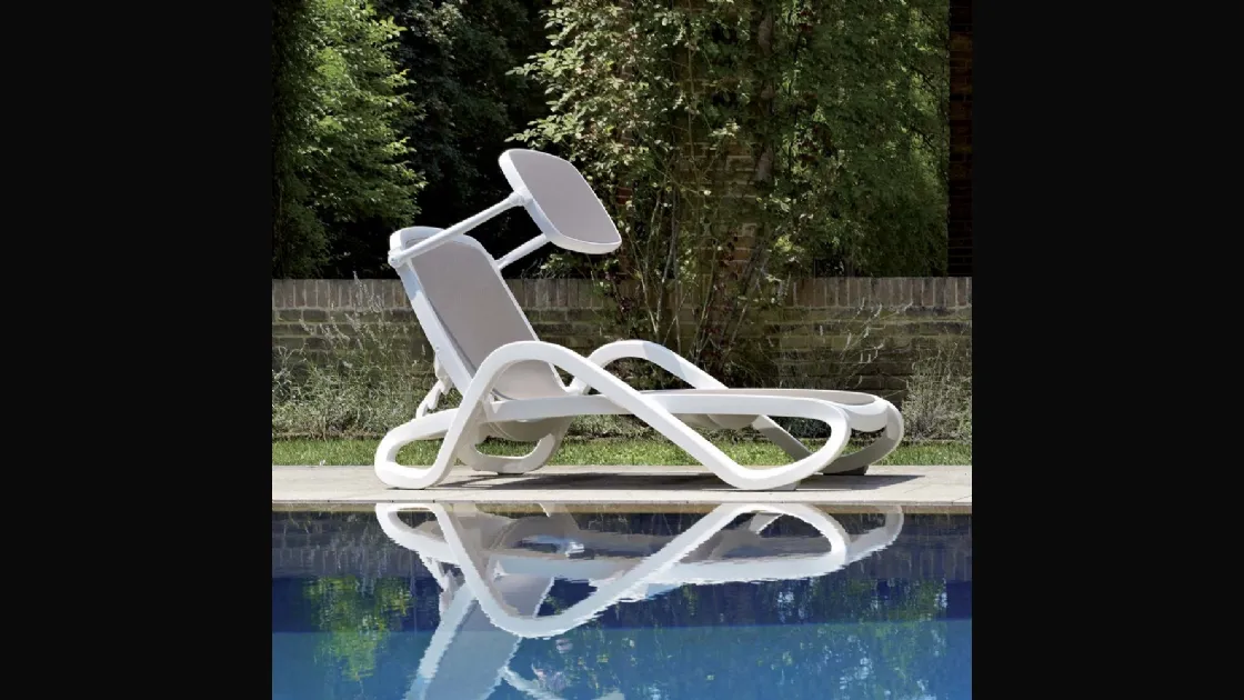 Lettino Alba Bed in tessuto sintetico traspirante con struttura in polipropilene Bed di La Seggiola