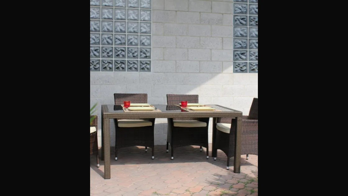 Tavolo da esterno in vimini Wicker Table di La Seggiola