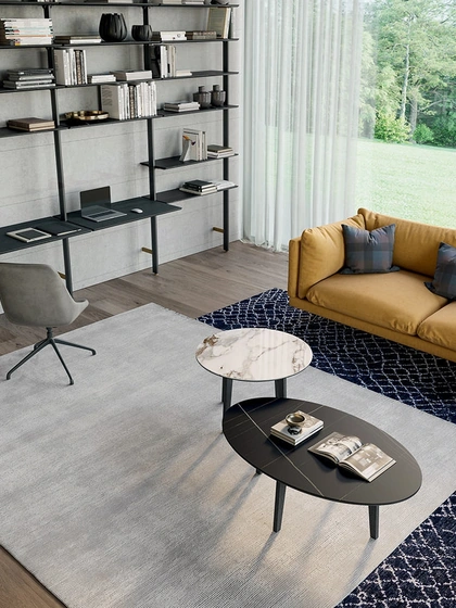 Tavolino Zoe con top in gres e base in legno di Dall'Agnese
