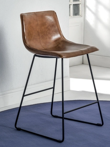 Sgabello Dublin Stool slitta in ecopelle cuoio vissuto cognac di La Seggiola