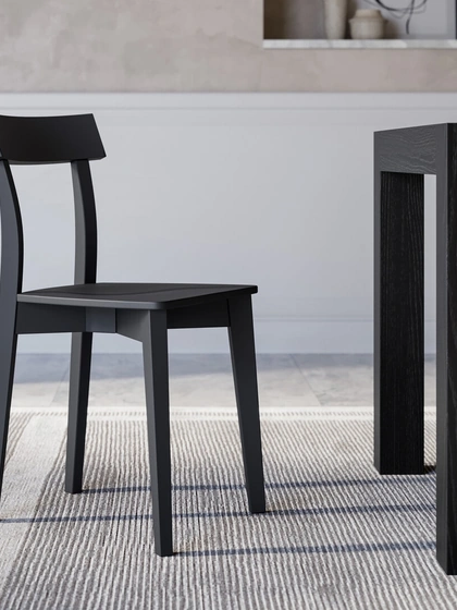 Sedia Sirio con struttura in legno di Faggio e seduta in multistrato laccato di Arredo3