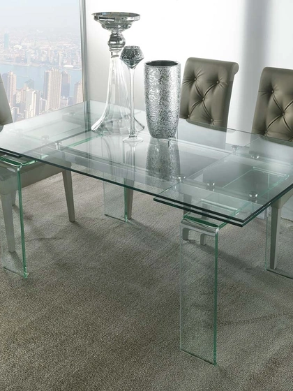 Tavolo allungabile Glass in vetro temperato trasparente di La Seggiola