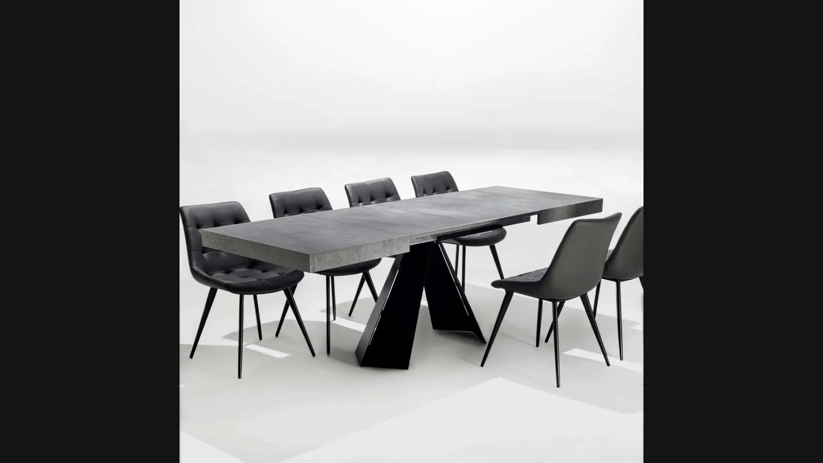 Tavolo allungabile Compact in nobilitato folding color antracite e base in metallo verniciato nero di La Seggiola