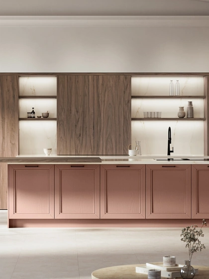 Cucina Classica in laccato a poro aperto con isola Opera di Arredo3