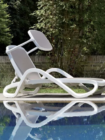 Lettino Alba Bed in tessuto sintetico traspirante con struttura in polipropilene Bed di La Seggiola
