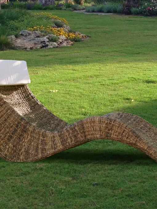 Chaise Lounge