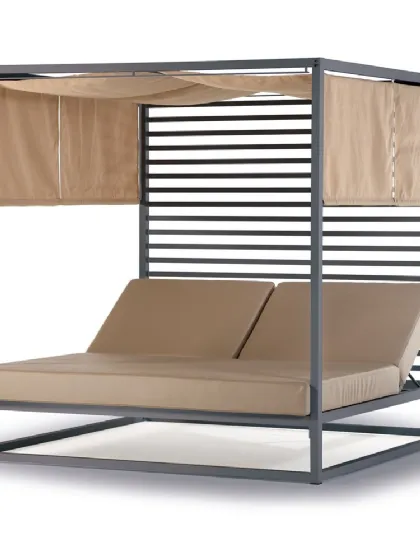 Gazebo Antibes in alluminio verniciato con materassi imbottiti  e rivestimento in ecopelle nautica di La Seggiola